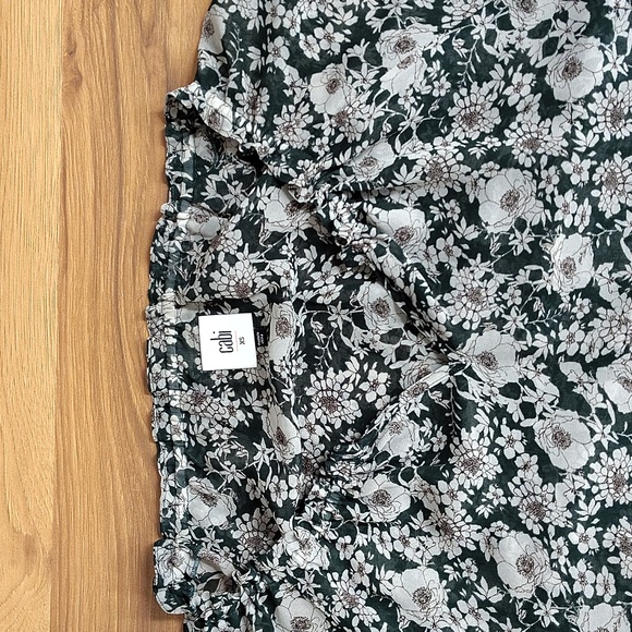 Cabi # 3765 Olive Floral Bianca Peasant Blouse Lined Ruffle Puff Sleeve Size XS - Picture 6 of 11